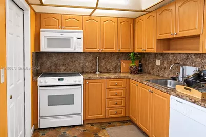 4191 NW 41st St #217, Lauderdale Lakes, FL 33319 - Photo 7