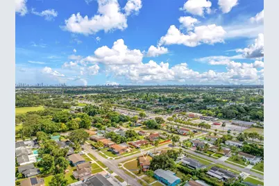 1750 NW 185th St, Miami Gardens, FL 33056 - Photo 33