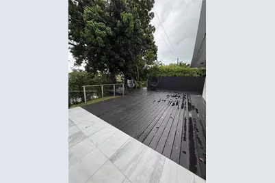 2215 NE 204th St, Miami, FL 33180 - Photo 7