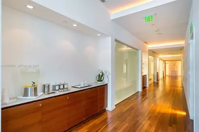 1040 Biscayne Blvd #3607, Miami, FL 33132 - Photo 23