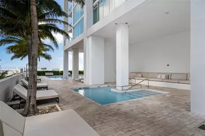 1040 Biscayne Blvd #3607, Miami, FL 33132 - Photo 27