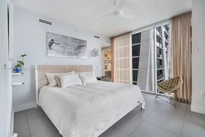 1040 Biscayne Blvd #3607, Miami, FL 33132 - Photo 7