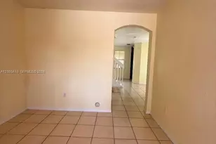 10870 SW 243rd Ln, Homestead, FL 33032 - Photo 3