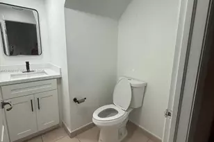 10870 SW 243rd Ln, Homestead, FL 33032 - Photo 7