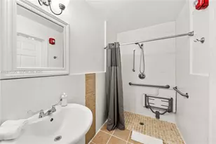 1032 Michigan Ave, Miami Beach, FL 33139 - Photo 21