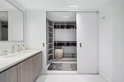 2000 Island Blvd #1503, Aventura, FL 33160 - Photo 25
