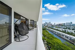 2000 Island Blvd, Aventura, FL 33160 - Photo 35