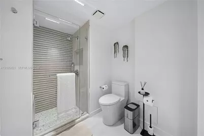 2000 Island Blvd #1503, Aventura, FL 33160 - Photo 27