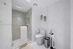 2000 Island Blvd, Aventura, FL 33160 - Photo 27