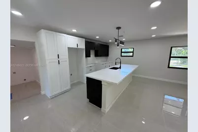 9728 Little River Dr, Miami, FL 33147 - Photo 5