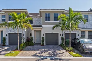 283 SW 169th Ln, Pembroke Pines, FL 33027 - Photo 11