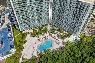 100 Bayview Dr, Sunny Isles Beach, FL 33160 - Photo 3