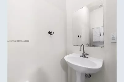 2308 SE 24th Ave #2308, Homestead, FL 33035 - Photo 5