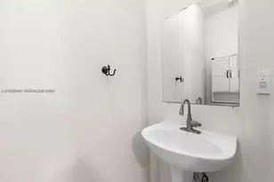 2308 SE 24th Ave, Homestead, FL 33035 - Photo 5