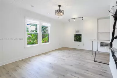1111 SW 11th St #B, Miami, FL 33130 - Photo 5
