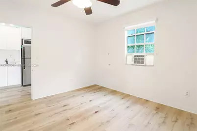 1111 SW 11th St #B, Miami, FL 33130 - Photo 19