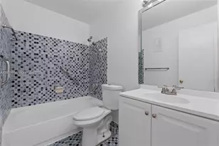 10387 SW 209th Ln, Cutler Bay, FL 33189 - Photo 13