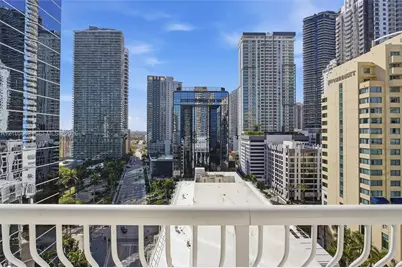 1200 Brickell Bay Dr #1723, Miami, FL 33131 - Photo 27