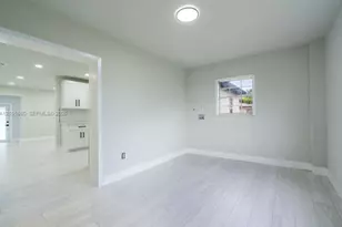 1550 NE 9th Ct, Homestead, FL 33033 - Photo 9