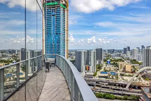 851 NE 1st Ave, Miami, FL 33132 - Photo 31