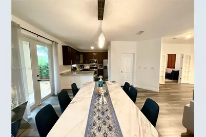11320 NW 43rd Ter, Doral, FL 33178 - Photo 5
