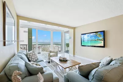 5401 Collins Ave #807, Miami Beach, FL 33140 - Photo 5