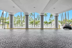 5401 Collins Ave, Miami Beach, FL 33140 - Photo 35