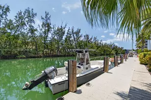 3726 NE 166th St, North Miami Beach, FL 33160 - Photo 29