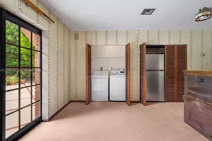 11220 SW 58th Ct, Pinecrest, FL 33156 - Photo 15