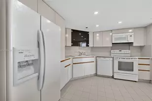 300 Three Islands Blvd, Hallandale Beach, FL 33009 - Photo 17
