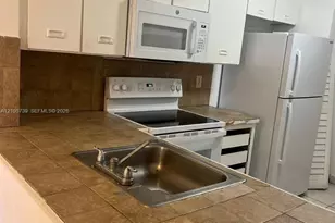 470 NE 210th Cir Terrace, Miami, FL 33179 - Photo 17