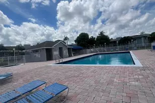 470 NE 210th Cir Terrace, Miami, FL 33179 - Photo 9