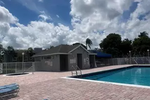 470 NE 210th Cir Terrace, Miami, FL 33179 - Photo 5
