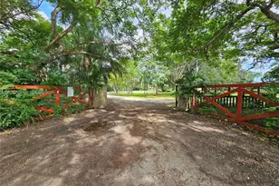 23601 SW 187th Ave, Homestead, FL 33031 - Photo 1