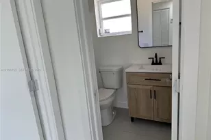 137 SE 2nd Ave, Hallandale Beach, FL 33009 - Photo 11