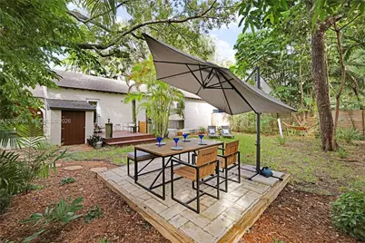 668 NE 70th St, Miami, FL 33138 - Photo 39