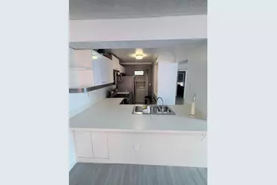 10343 Greenhouse Rd, Pembroke Pines, FL 33026 - Photo 5