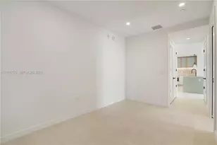 2200 Brickell Ave, Miami, FL 33129 - Photo 31
