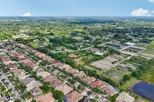 6353 SW 191st Ave, Pembroke Pines, FL 33332 - Photo 63