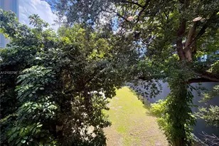 1611 SW 2nd Ct, Miami, FL 33129 - Photo 35
