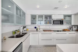 9102 W Bay Harbor Dr, Bay Harbor Islands, FL 33154 - Photo 17