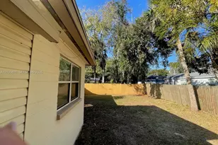 317 Parkway St, Daytona, FL 32114 - Photo 11