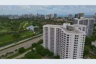 3300 NE 192nd St #1101, Aventura, FL 33180 - Photo 3
