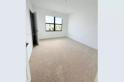 642 NE 1st Ter, Florida City, FL 33034 - Photo 13