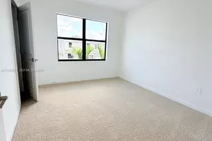 642 NE 1st Terrace, Florida City, FL 33034 - Photo 13