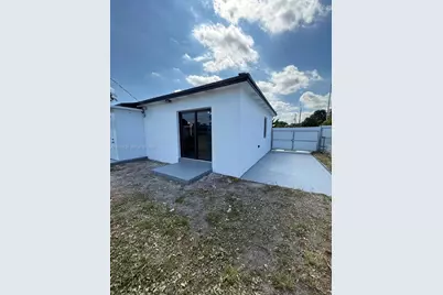775 E 6th Pl, Hialeah, FL 33010 - Photo 41