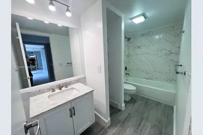 2001 20th Way #2001, West Palm Beach, FL 33407 - Photo 15
