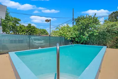 975 SW 10th St #5, Miami, FL 33130 - Photo 19