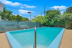 975 SW 10th St, Miami, FL 33130 - Photo 19