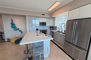 7900 Harbor Island Dr, North Bay Village, FL 33141 - Photo 13